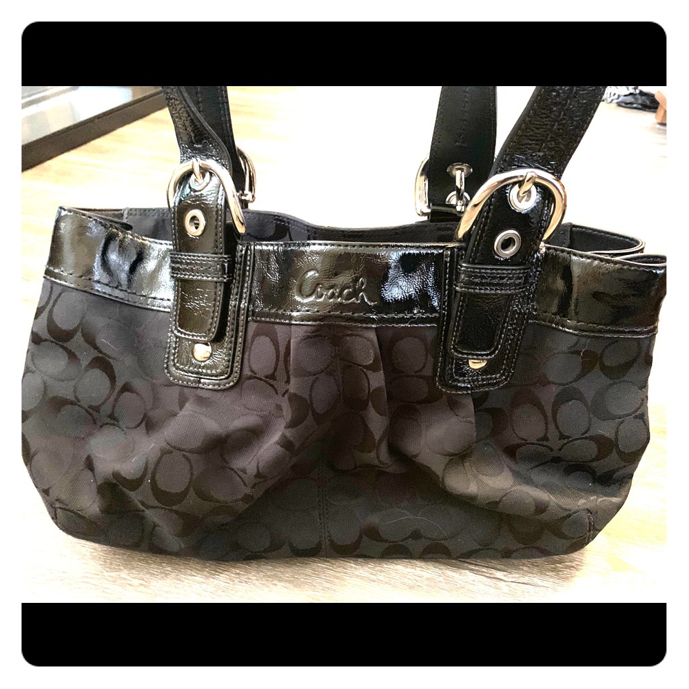 Authentic Coach Black Signature C Shoulder Bag